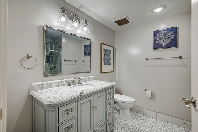 Building Photo - 1 Bedroom Furnished Condo in Lake Las Vegas