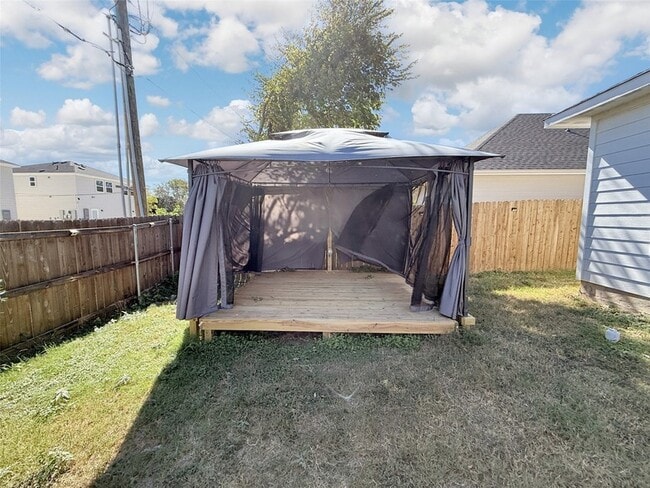 Building Photo - 805 Exeter St