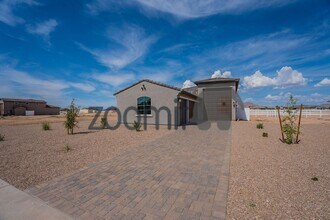 Building Photo - Coming Soon  Mid May 2026!- 4bdrm 3bath - 1 acre horse property
