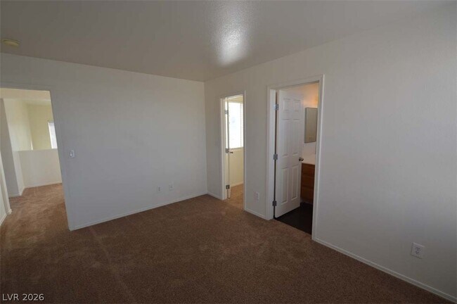 Building Photo - 6670 Tulip Falls Dr