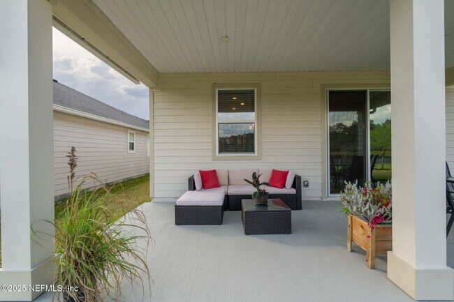 Building Photo - 12897 Logans Walk Ln