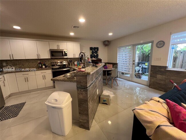 Building Photo - 11612 NW 50th Terrace