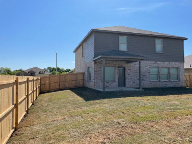 Building Photo - 9320 Desertrock Rd