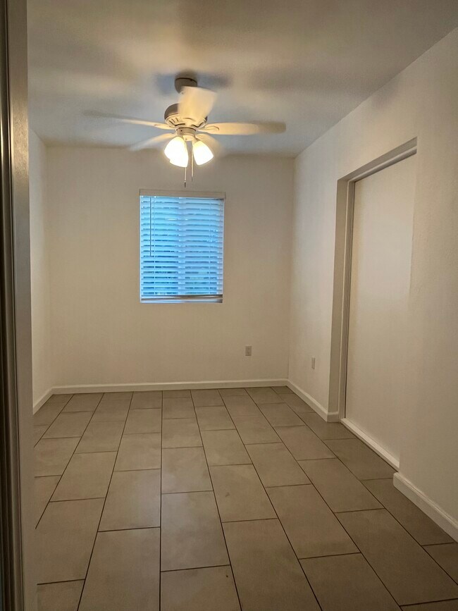 Building Photo - 2670 Newell St