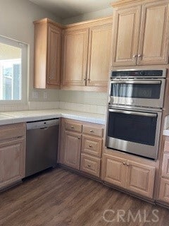 Building Photo - 14253 Meadowlands Dr