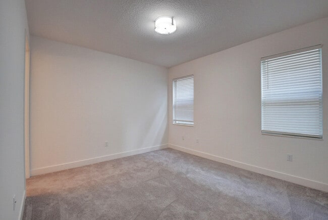 Building Photo - 9632 Highland Pointe Pass