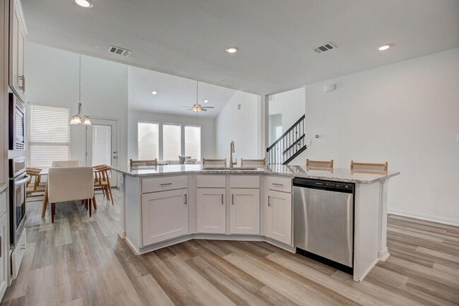 Building Photo - 308 Monteforte Rd