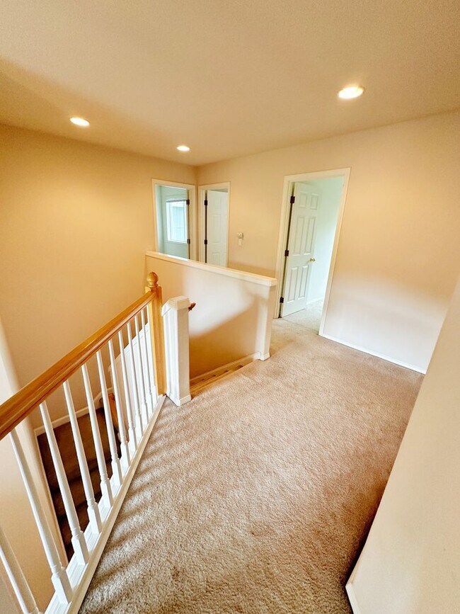 Building Photo - Gorgeous 4-Bedroom, 2.5-Bathroom House in ...