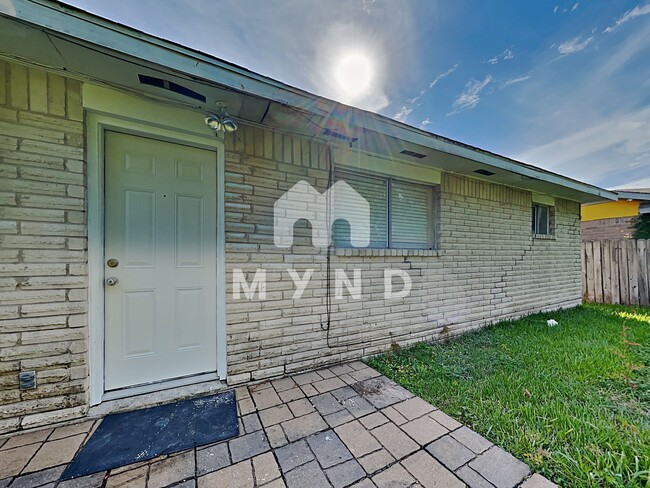 Building Photo - 5130 Prairie Ridge Rd