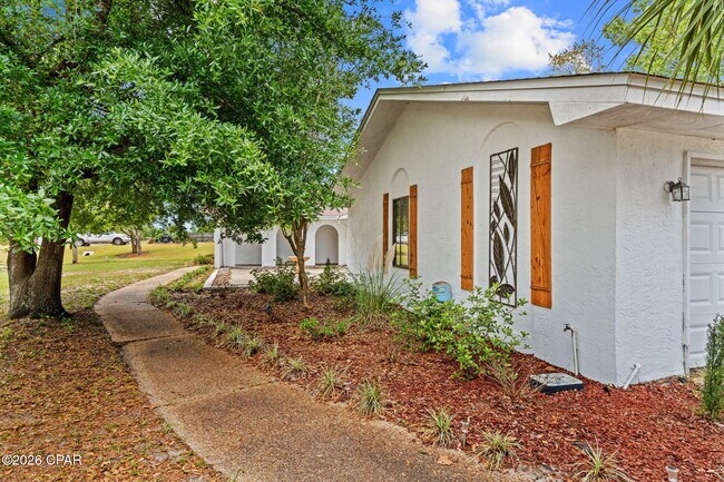 Building Photo - 2194 Briawood Cir
