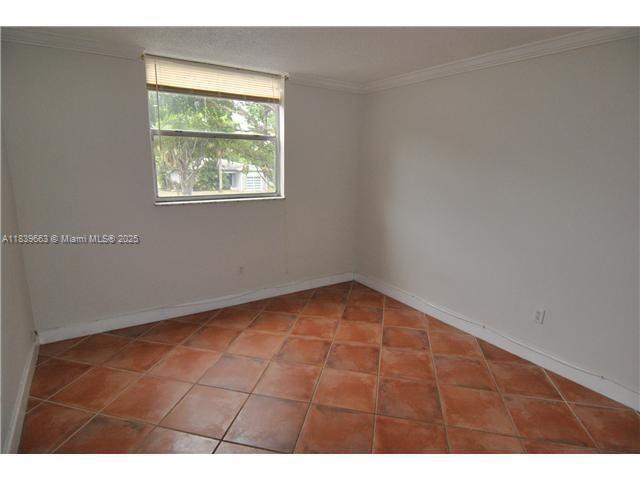 Building Photo - 1801 S Treasure Dr