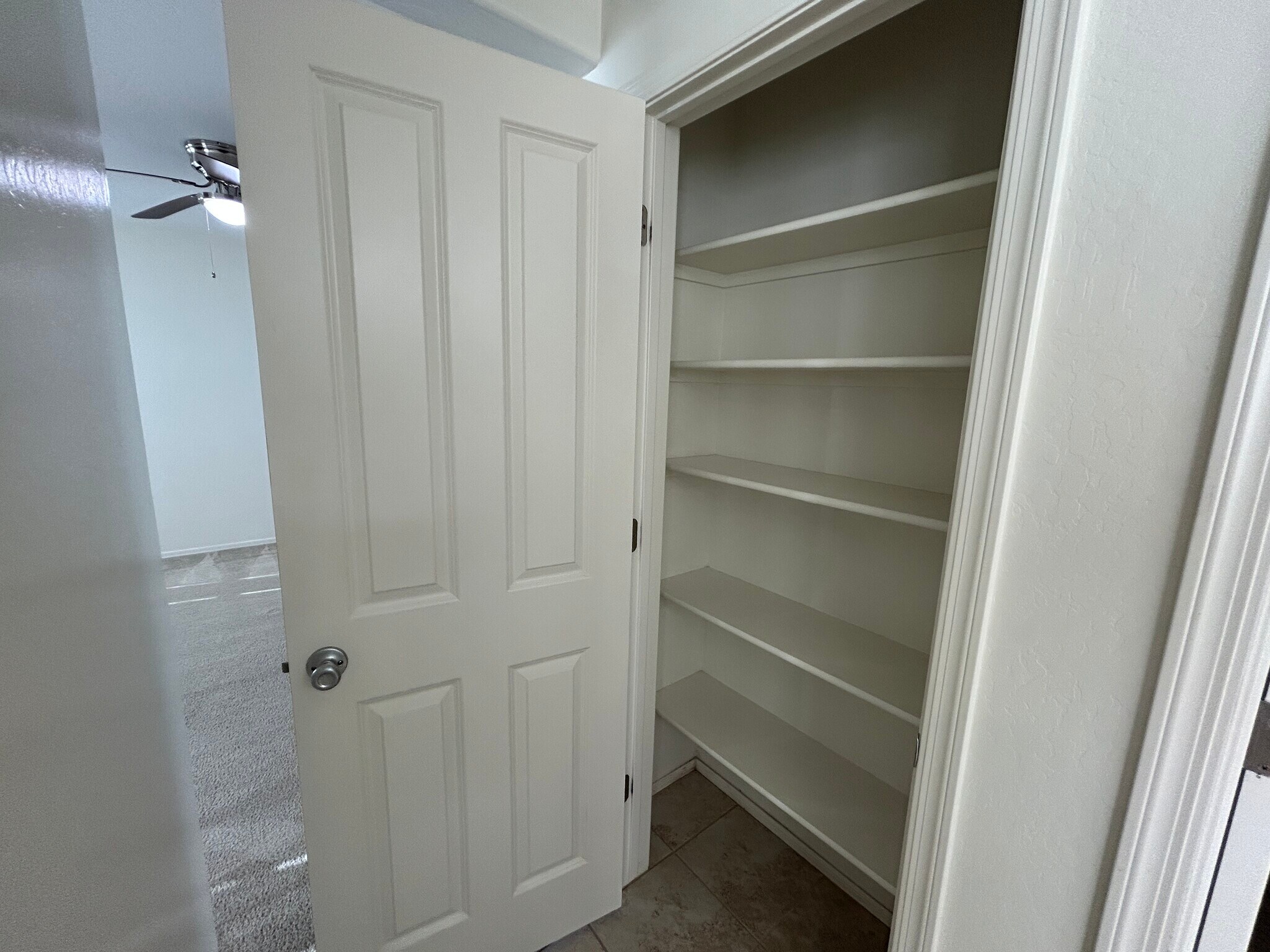 Building Photo - 2964 S Washington St