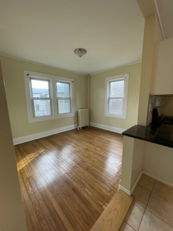 Building Photo - 408 Anderson Ave