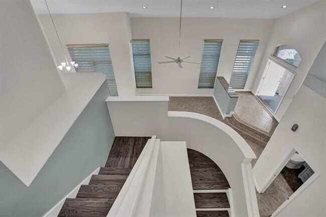 Building Photo - 11032 Boston Dr