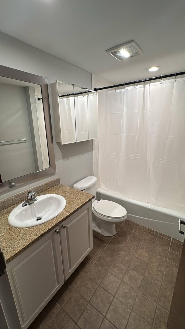 Building Photo - 56 Imlay St