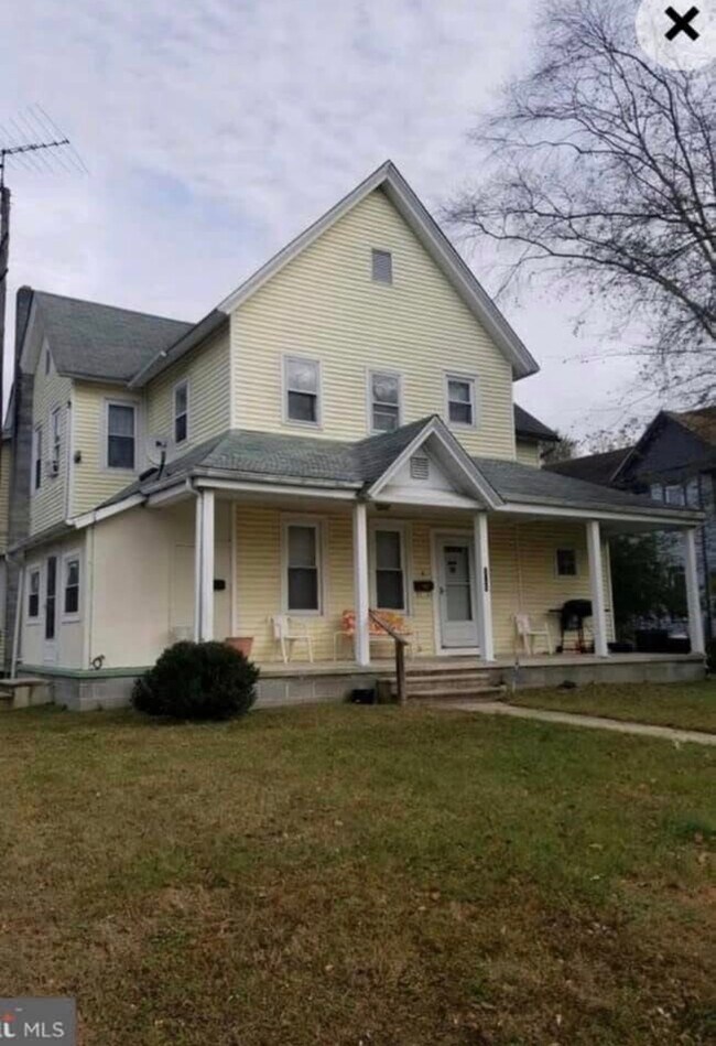 Building Photo - 701 Market St