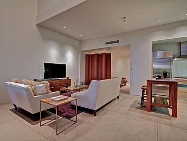 Building Photo - Stylish 2 Bed | 2 Bath Condo in Prime Scottsdale Location
