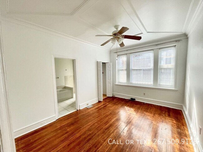 Building Photo - 4640 Sansom St