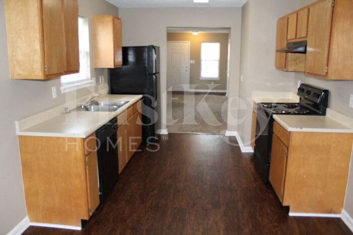 Building Photo - 3927 Burning Bush Dr