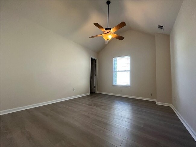Building Photo - 420 Rockbass Rd