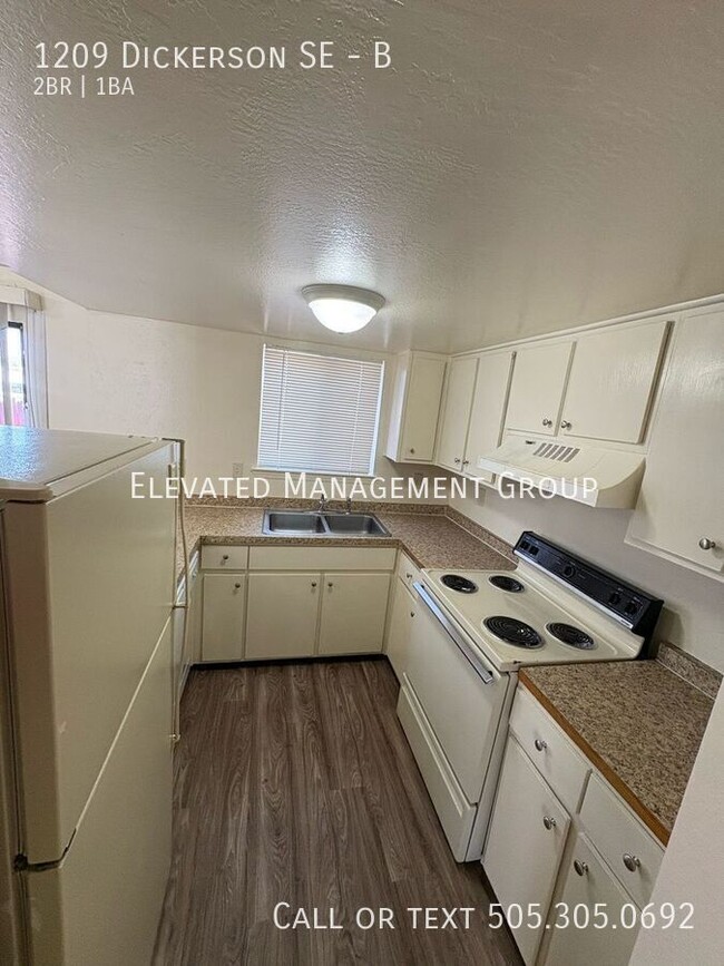 Building Photo - 1209 Dickerson Dr SE