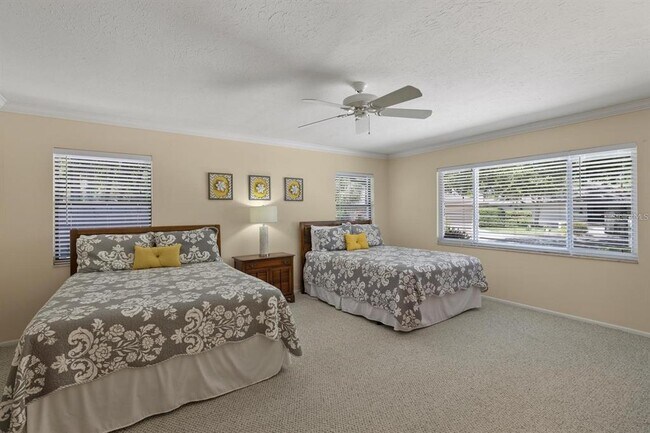 Building Photo - 1895 Buccaneer Cir