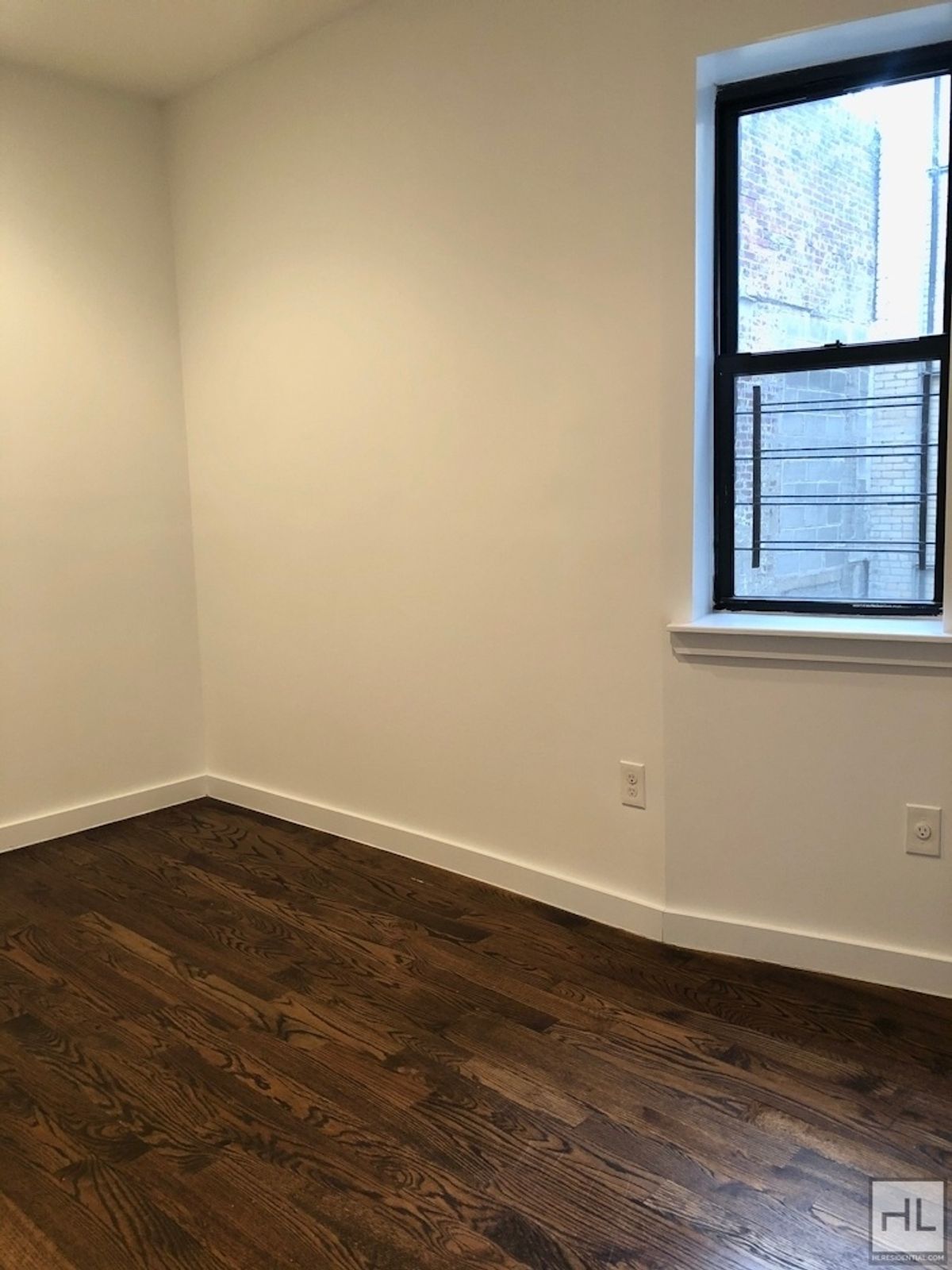 Building Photo - EASTERN PARKWAY / Spacious Crown Heights 3...