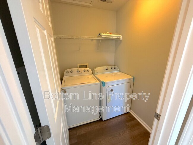 Building Photo - 10016 Heatherly Ct
