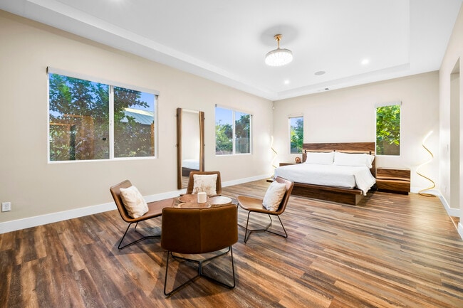 Building Photo - 8396 Sweetwater Creek Way