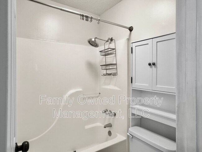 Building Photo - 145 Wilton St