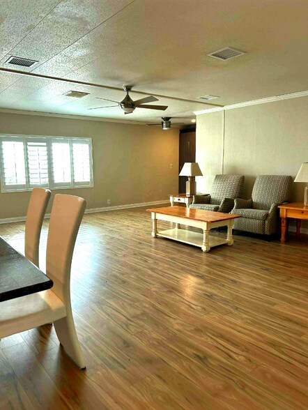 Building Photo - 39281 Palm Greens Pkwy