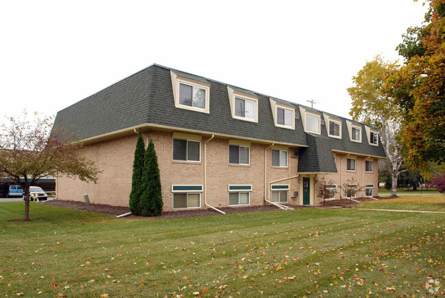 Building Photo - Shaker House Apartments