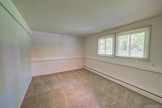 Building Photo - 26 Valleywood Rd