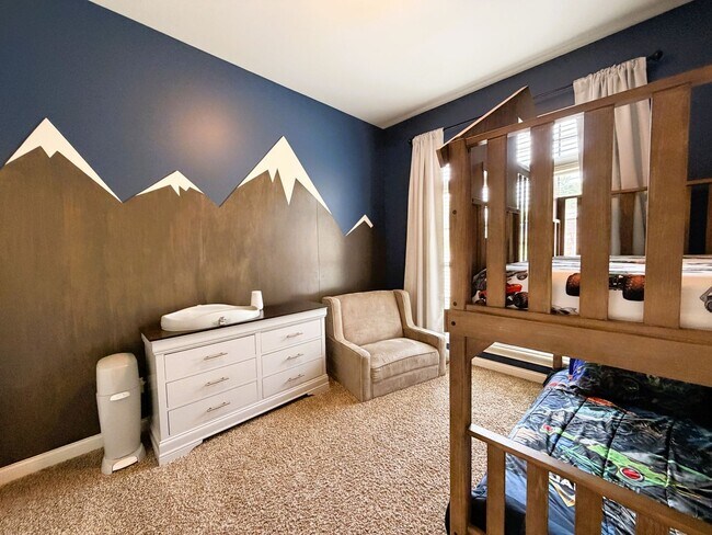Building Photo - 8123 Autumn Dr