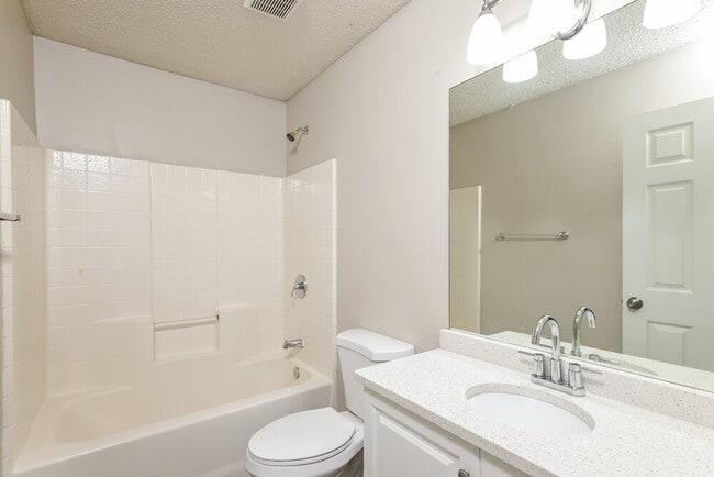 Building Photo - 460 Twin Brook Way NW