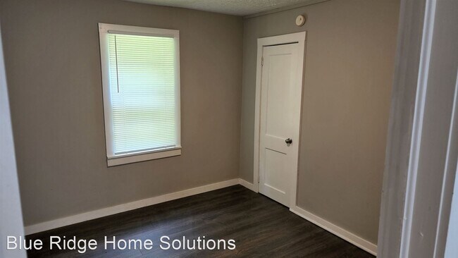 Building Photo - 4 br, 2 bath House - 1165 Margurite Street