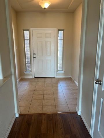 Building Photo - 917 Bird Creek Dr
