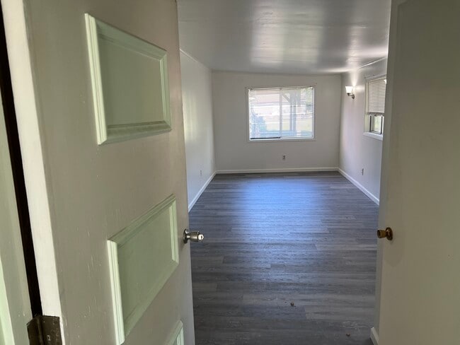 Building Photo - 1159 Halloran St