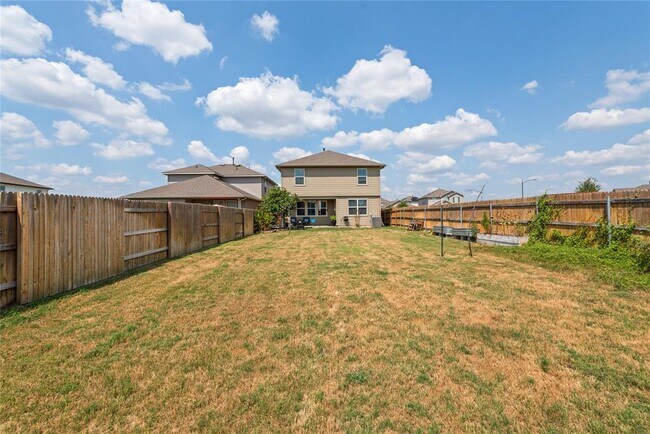 Building Photo - 205 Strand Ln