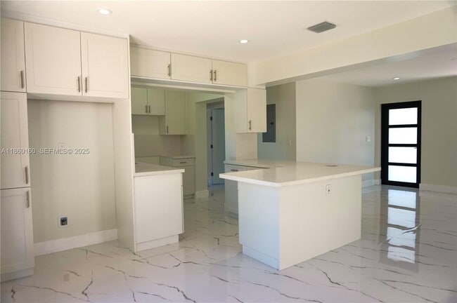 Building Photo - 53 NW 68th St