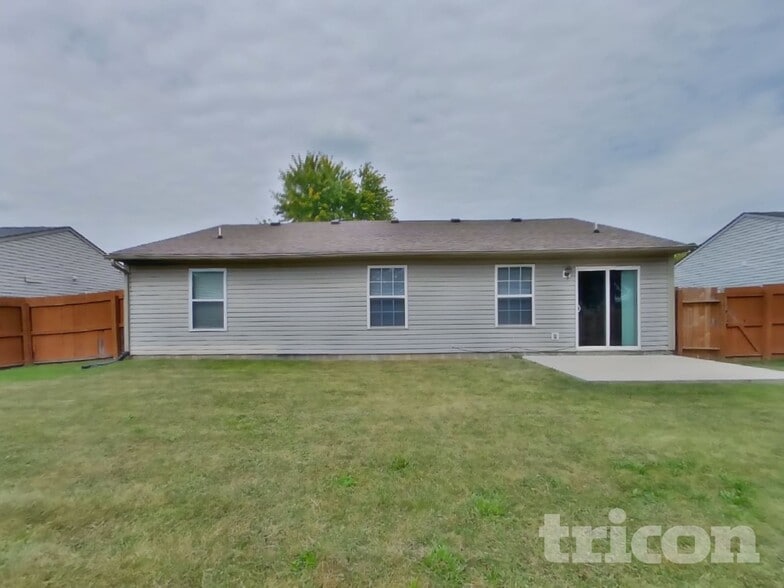 Building Photo - 7403 Grandview Dr