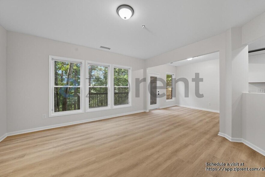 Building Photo - 1632 Caswell Pkwy