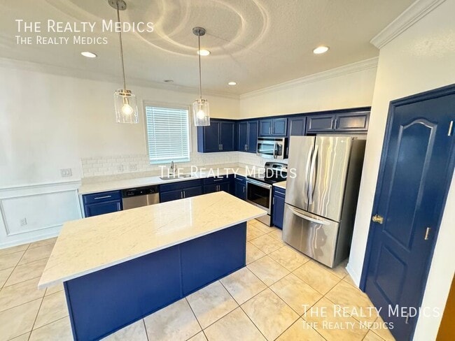 Building Photo - 308 Blue Cypress Dr