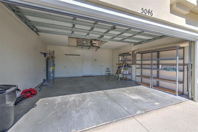 Building Photo - 5046 Gato Del Sol Cir