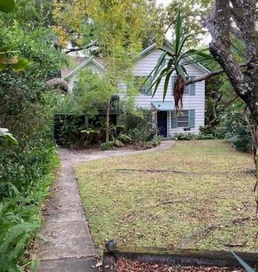 1674 21st Avenue N Front Yard - 1674 21st Ave N