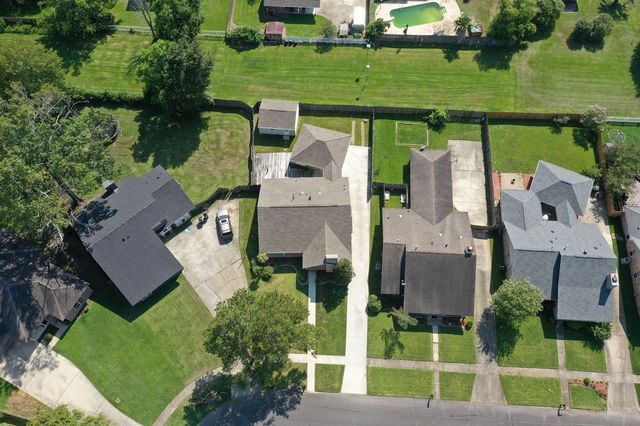 Building Photo - 1570 Heartwood Dr