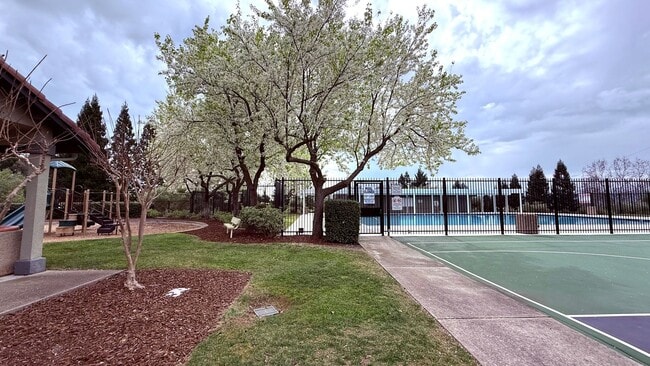 Building Photo - Stunning 4BD/3BA, Two-Story Home With Swimming Pool in Bettencourt Ranch, Danville- Available NOW!