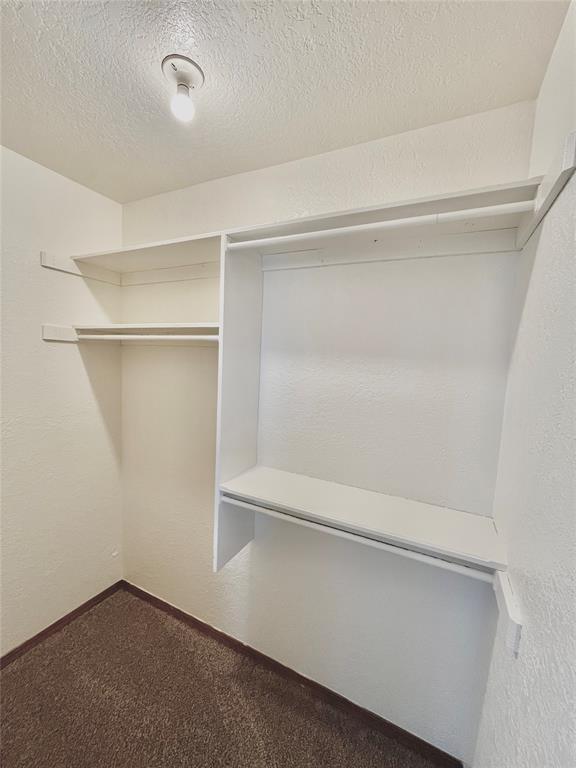 Building Photo - 1901 E Lindsey St