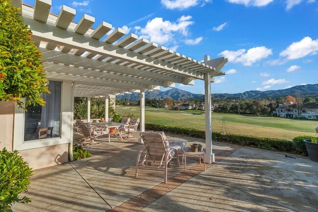 Building Photo - 54 Via Candelaria