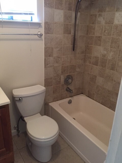 Building Photo - 912 Cherry Hill Dr